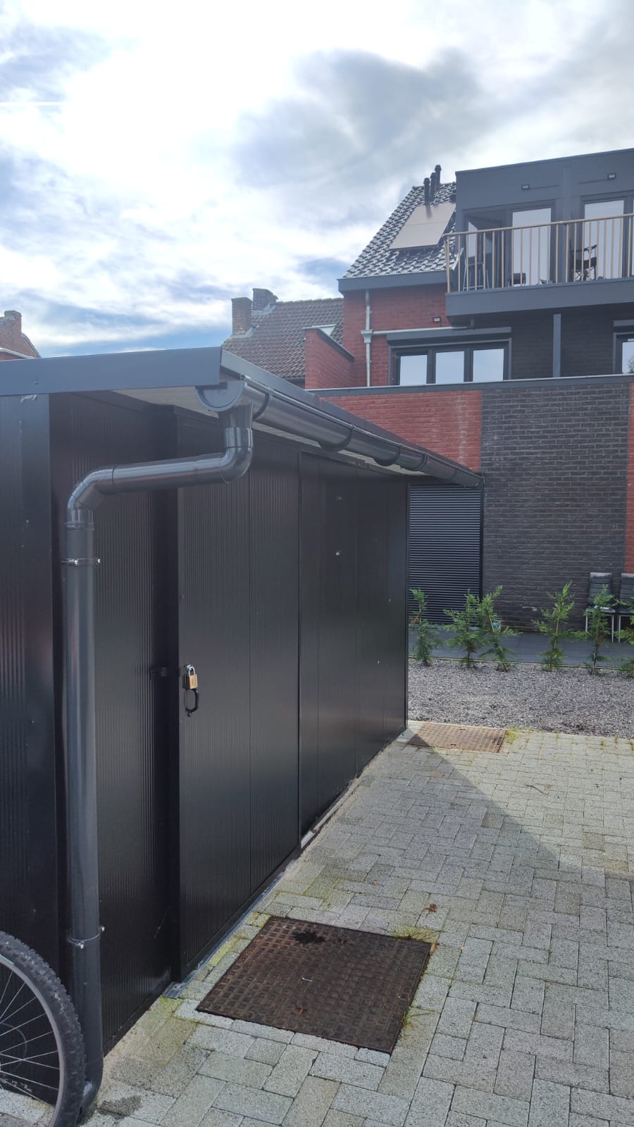 Abri de jardin moderne en Belgique