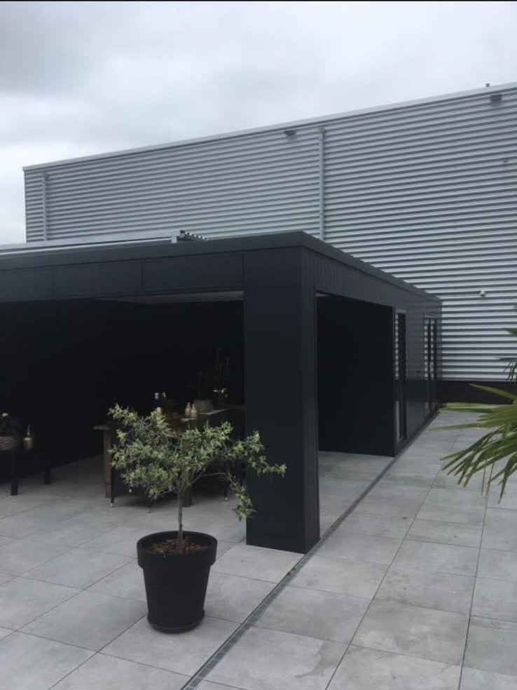 Abris de jardin avec panneaux sandwich Belgique